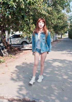 欧美毛外套街拍_国产剧在线手机播放